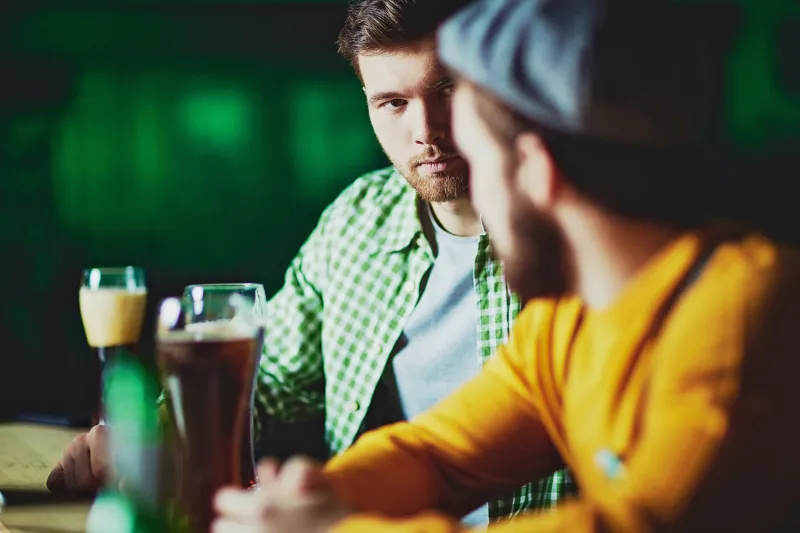 Glass in Hand, Eyes on Screen: The Night the Smartphone Took the Last Seat at the Bar